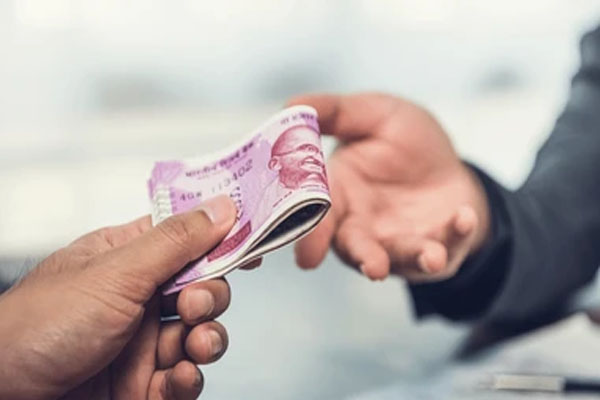 CL-7 ಲೈಸೆನ್ಸ್ ಲಂಚ ಕೇಸ್: ಅಬಕಾರಿ DC, SP ಸೇರಿ ಮೂವರಿಗೆ ನ್ಯಾಯಾಂಗ ಬಂಧನ